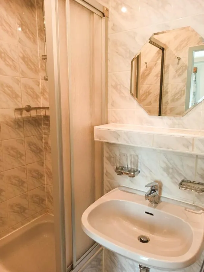 Hotel Landhotel Waldschaenke Berlin